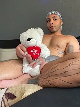 Chat XXX en directo de Mohdollmen