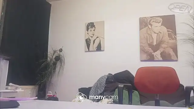 Онлайн чат XXX der_dino30