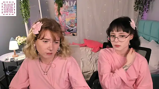XXX chat uživo modela Elira_Vane