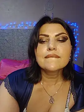 XXX chat uživo modela kataleya94