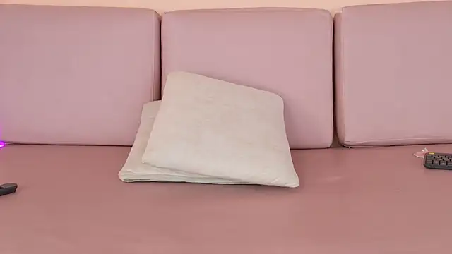 Czat XXX na żywo – Emmy_And_Luna