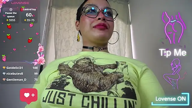 Cherry_vald Chat XXX in diretta