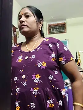 XXX chat uživo modela yamini1431