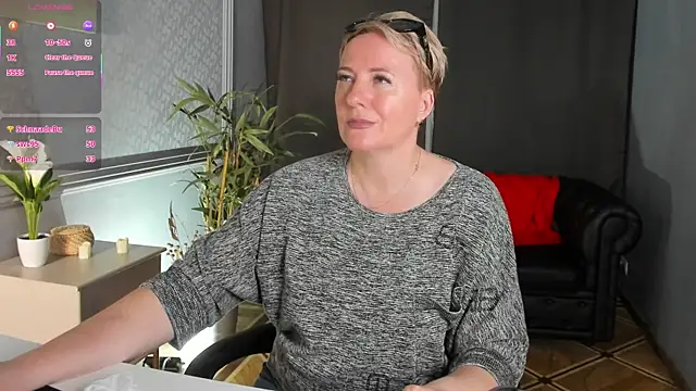 XXX chat uživo modela Nika_Smit