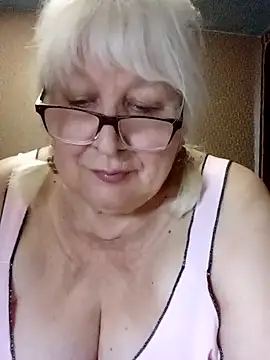 Alexia64231's Live XXX Chat