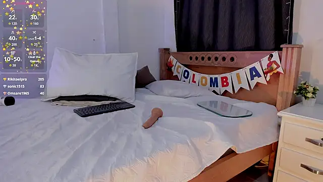 Andrea-Oss' Live XXX Chat