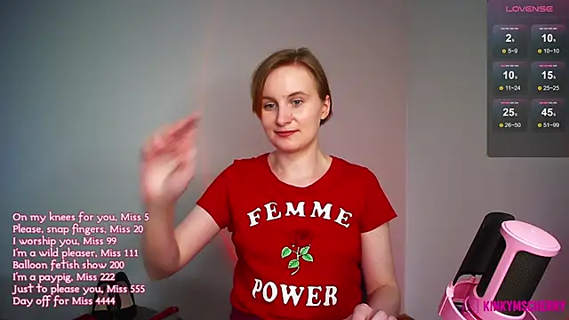XXX chat uživo modela KinkyMissCherry