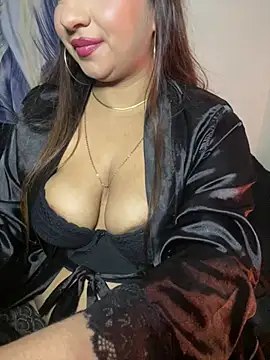 XXX chat uživo modela Zeynep-Lahsen