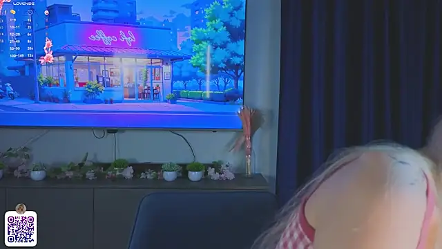 JuanaSumma XXX чат на живо