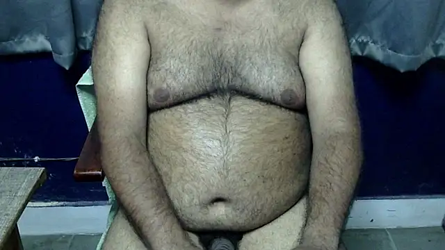XXX chat uživo modela hairysubcub_70
