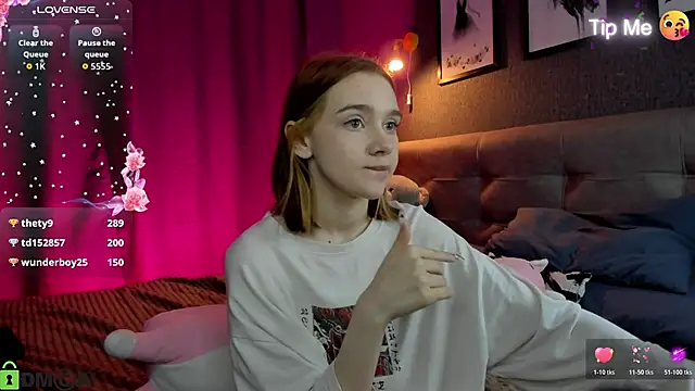 Chat XXX en directo de Lesi_Moonie01
