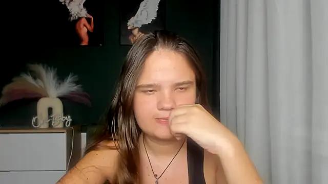 AdeleCruz – Live XXX-chat