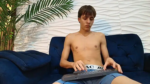 Pavo_tv – Naživo XXX chat