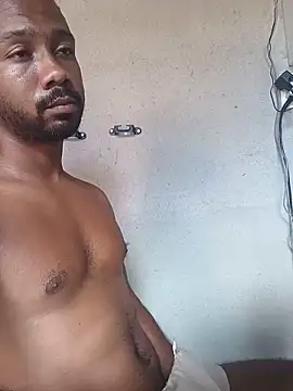 Онлайн чат XXX CristianoRogerr