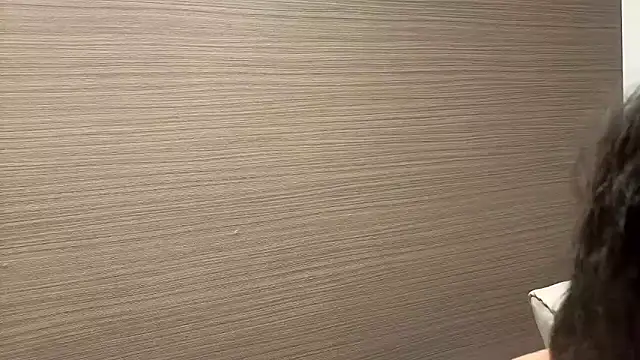 Chat +18 de CHROME-kun925 ao vivo