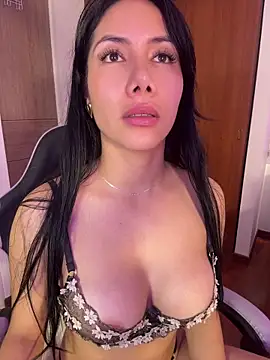 ArianaReynoldss – Live XXX-chat