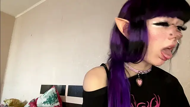 Chatroom XXX en direct de HolyCute