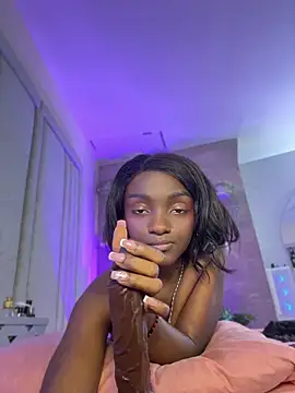 Keirahartz Chat XXX in diretta