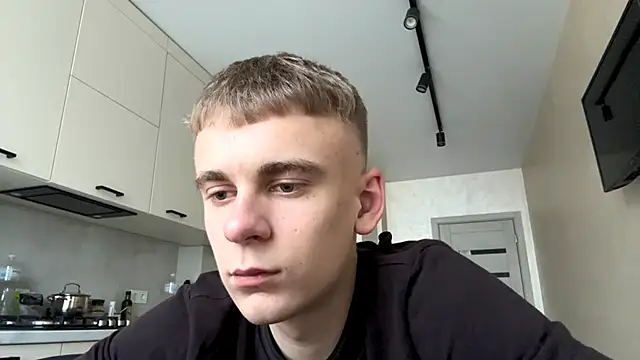 XXX chat uživo modela SoloFury