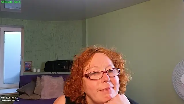 Fara_Flutte – Live XXX-chat