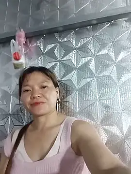 צ'אט XXX בשידור חי של lya_sexyy