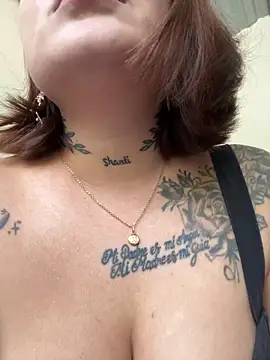 Chat XXX en directo de Sexy__Giirl