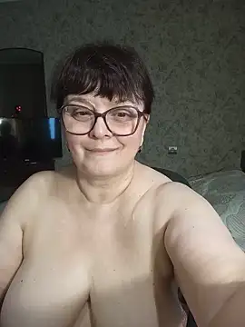 Chat +18 de BrandiOhNight ao vivo