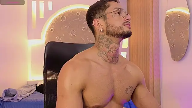 Chat +18 de Alanrodgers ao vivo