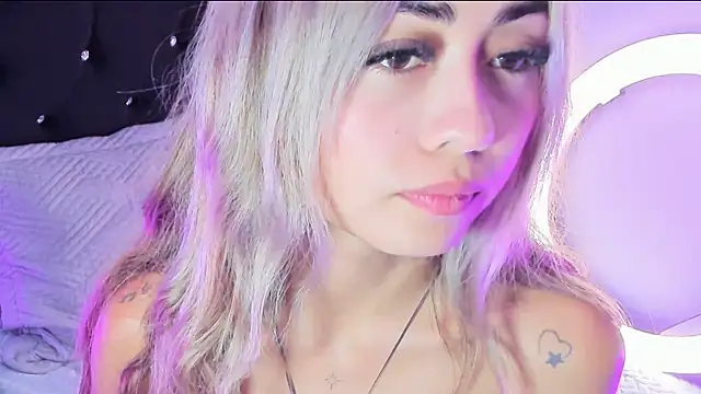 Annyy_Ricee28's Live XXX Chat