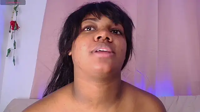 XXX chat uživo modela Daphnewalker__