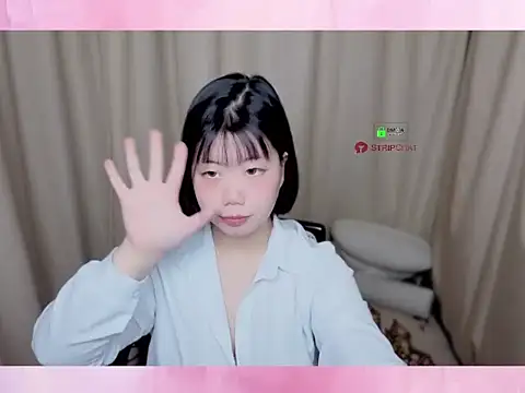 XXX chat uživo modela MiMi-smallmimi