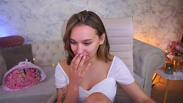 XXX chat uživo modela FlirtyMusa