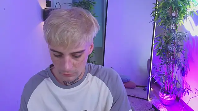 drillfi11 Live XXX-Chat