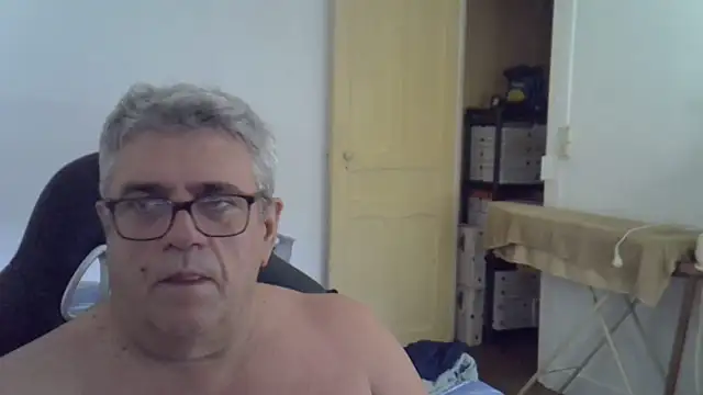 Laurent_oldmen: онлайн-секс-чат