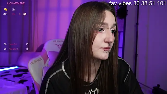 Chat +18 de Alice_Goth ao vivo
