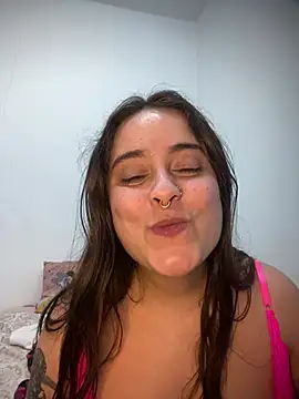 Chat XXX Live PutaYasmim