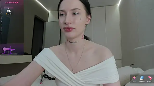 Онлайн чат XXX JenniferQueen11