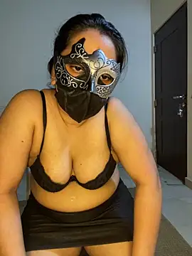 Chat XXX en directo de LioraWance