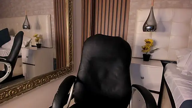 Chat XXX ao vivo de LeoRydeer