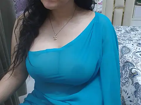 Lovelywife786: онлайн-секс-чат