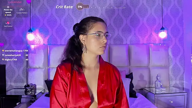Chat +18 de BellaaGrace ao vivo