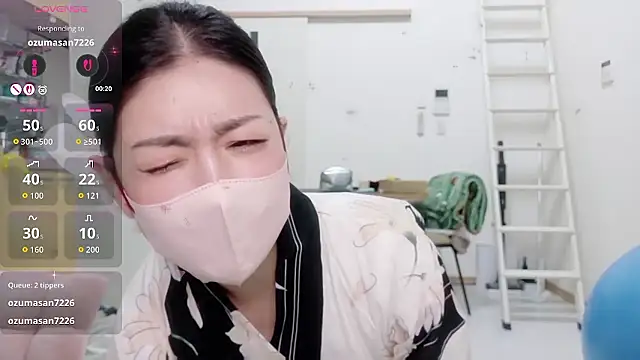 Rin-A-Rise Chat XXX live