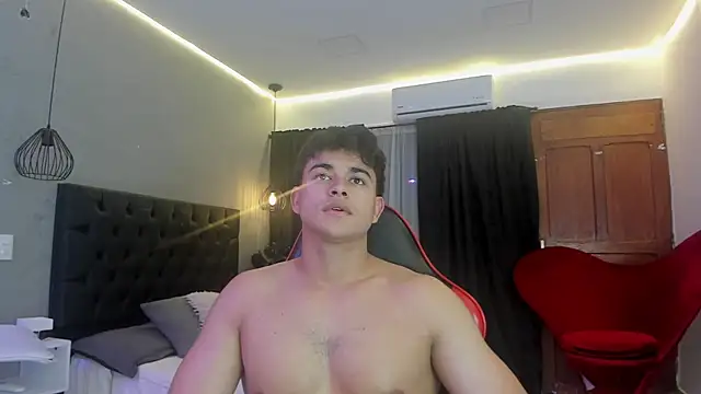 Онлайн чат XXX Charlie___Musk