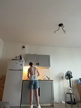 XXX chat uživo modela MaryHiggins
