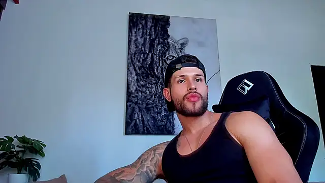 Chatroom XXX en direct de Santos_ramirez1