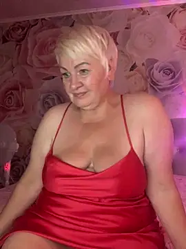 Chat +18 de Laura_Millf ao vivo