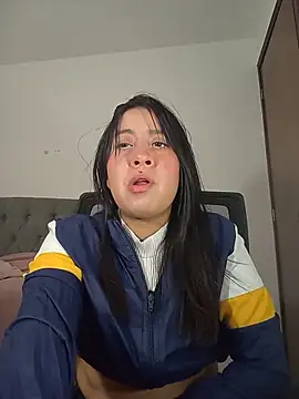kim_naomy13's Live XXX Chat
