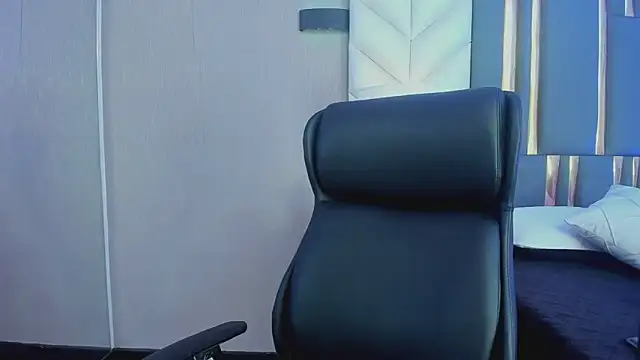 Chat +18 de ChloeHarper_ ao vivo