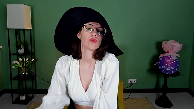 eva_sicret Adlı Modelin Canlı XXX Sohbeti