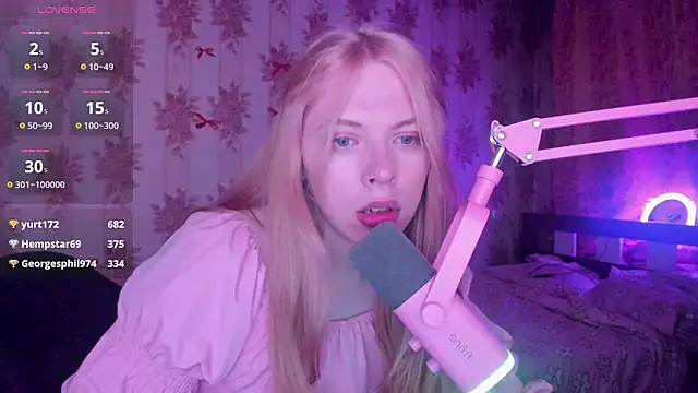 Cutie_Bambi's Live XXX Chat